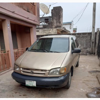 Toyota Coaster 2000 Gold