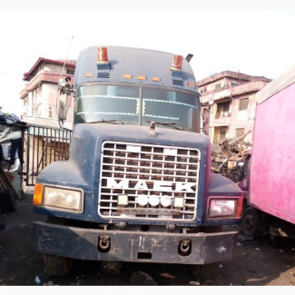 Mack CH Tractor Unit for Sale - Excellent Condition
