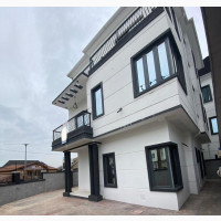 5bdrm Duplex in Secured Estate, Magodo Isheri for sale