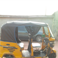 TVS King Deluxe Plus iTouch Start 2020 Yellow