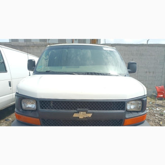 Chevrolet Shcool Bus 2008 White