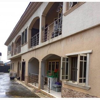 10bdrm Block of Flats in Magodo Isheri for sale