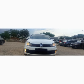 Volkswagen Golf 2011 White