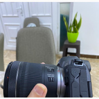 Canon R With Rf 24-105 F4