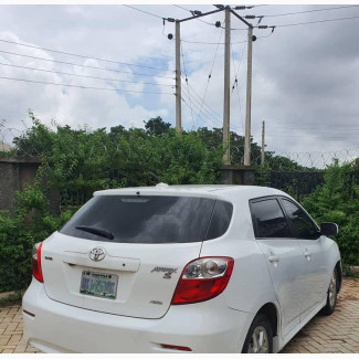 Toyota Matrix 2009 White