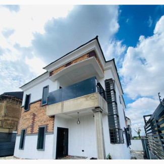 4bdrm Duplex in Kolapo Ishola Gra, Akobo for sale