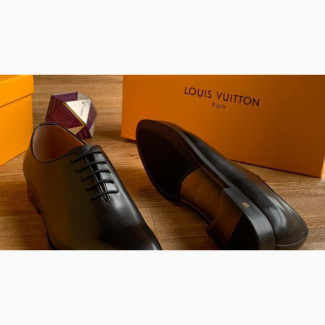 Louis Vuitton Leather Men Luxury Designer Coperate Shoe