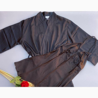Akube Black Nightgown and Robe