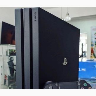 PS4 Pro ITB With 2 Controller