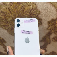 Apple iPhone 11 128 GB White - Neat Like Brand New