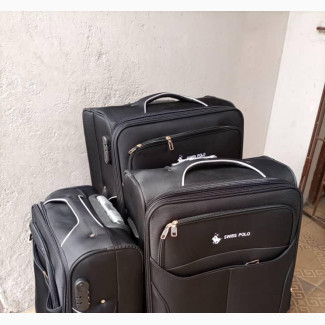 Fine Travel Luggage (Black)