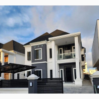 5bdrm Apartment in Megamound Estate, Lekki for sale