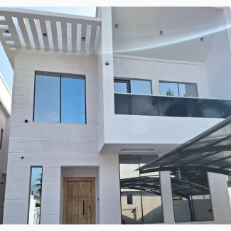 5bdrm Duplex in Ikeja for sale