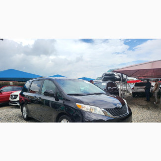 Toyota Sienna Limited 7 Passenger 2011 Black