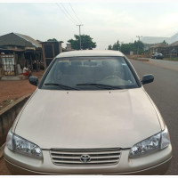 Toyota Camry 2000 Silver