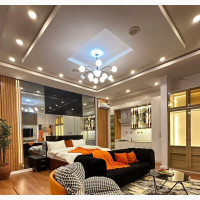 Gorgeous Luxury Orange Studio Apartment, Osapa London
