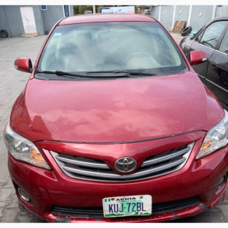 Toyota Corolla 2011 Burgundy