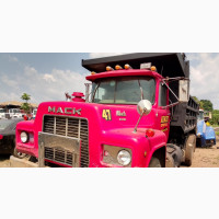 Mack CH Model - Heavy-Duty Truck