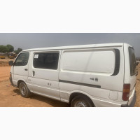 Toyota HiAce 2002 White