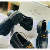 High Quality Valentino Shoe
