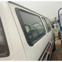 Toyota Grand HiAce 2002 White
