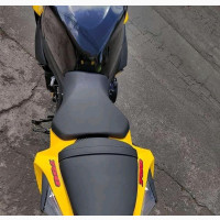 Suzuki GSX 2004 Yellow