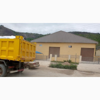 Warehouse for Rent Along Kubwa Major Road - 550sqm, Fairly Used, Semi-Furnished