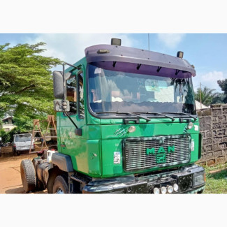 MAN Diesel F2000 Commander With Single Axle