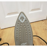 Tefal Steam Iron - Pre-owned (UK)