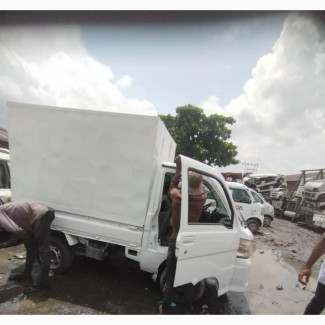 A Month Used Tokubo Daihatsu Hijet Container Body, Manual