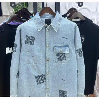 Most Wanted Luxury Outfit Givenchy Available in Store