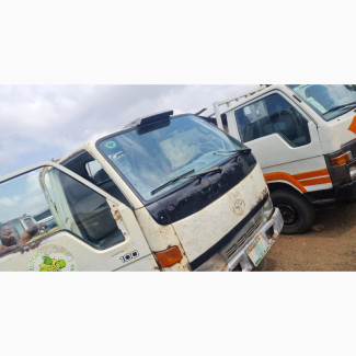 Toyota Dyna Truck - Neatly Used First Body