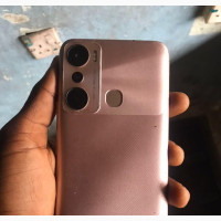 Infinix Hot 20i 64 GB Gold - Refurbished