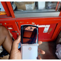 Motorola Razr 2020 256 GB Gray