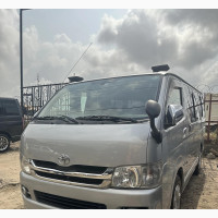 Toyota HiAce 2013 Silver