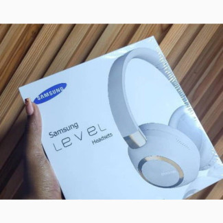 Brand New Samsung Level Wireless Premium Headsets T580