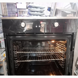 London Use Built in Electric Oven Very Clean