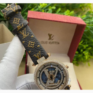 Louis Vuitton Female Leather Wristwatch