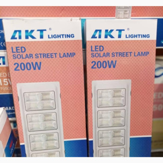 Brand New AKT Solar Street Light, 200W - 12hrs Discharging Time