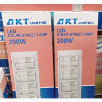 Brand New AKT Solar Street Light, 200W - 12hrs Discharging Time