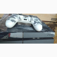 Uk Playstation 4 with 10 Latest Game Downloaded Inside