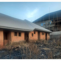 10bdrm House in Auchi for sale