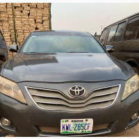 Toyota Camry 2008 Gray XLE 4dr Sedan (2.4 4cyl 5A)