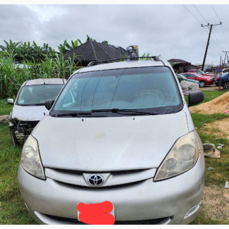 Toyota Sienna LE FWD 2006 Gray