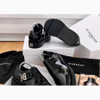 Givenchy Men#039;s Loafers in Size 40-45