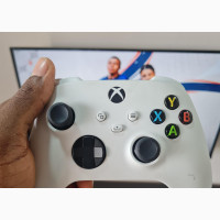 Xbox Series Controller Gamepad (UK Used)