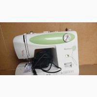 Neumann Electric Sewing Machine - Excellent Condition