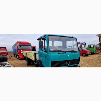 Mercedes Benz 814 1989 Green