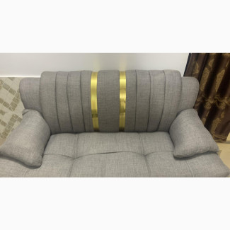 Furniture/Chairs