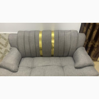Furniture/Chairs